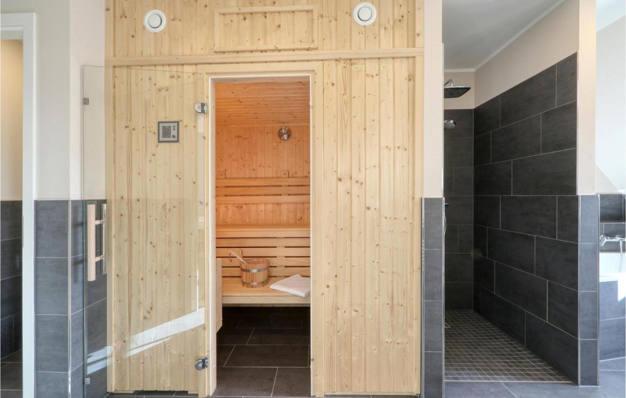 Baltischer Hof Apartment 47 บอลเทินฮาเกิน ภายนอก รูปภาพ